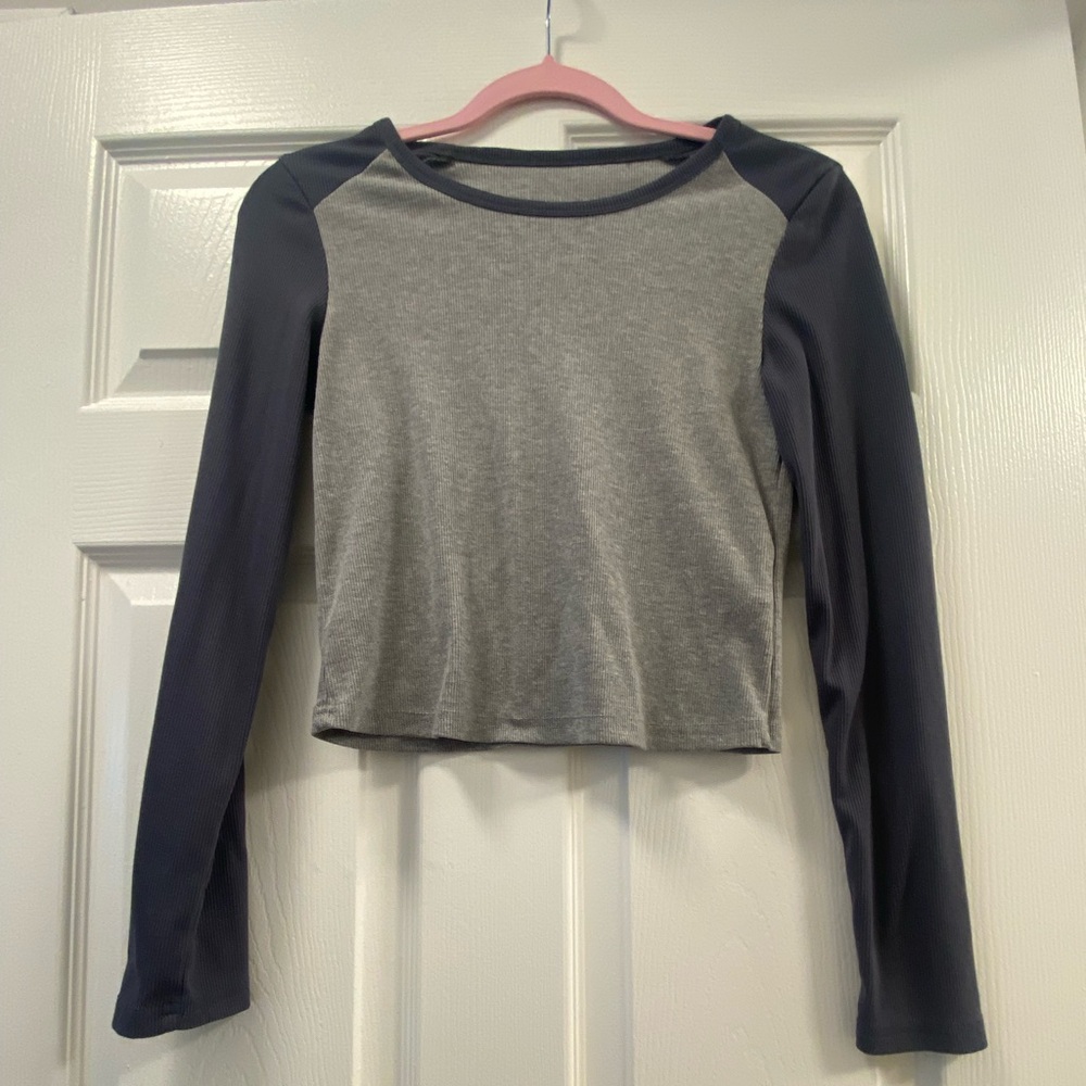 Gray and Black Long Sleeve Women's Top